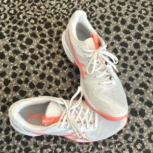 ASIC tennis sneakers size 39